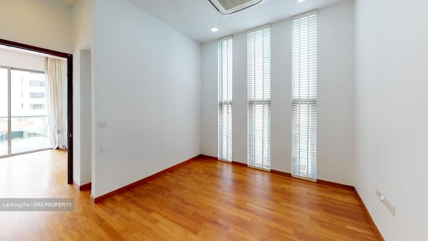 Meyer Road (D15), Terrace #607490301